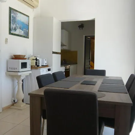 Locations Des Alpilles Saint-Remy-de-Provence