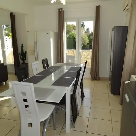 Apartment Locations Des Alpilles *