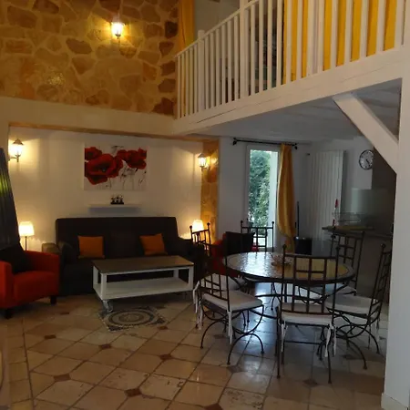Apartment Locations Des Alpilles *